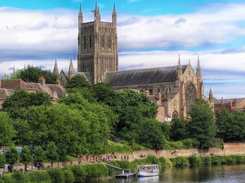 worcester england cathedral