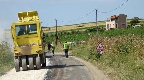 work  road  construction