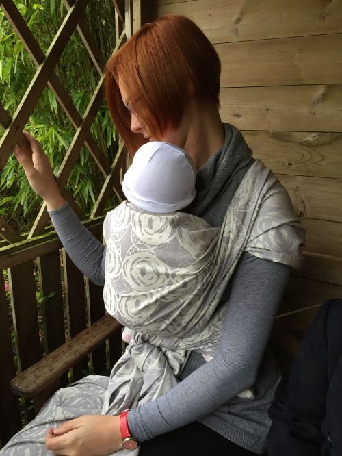 woven wrap babywearing carrier