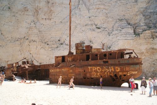 wreck shipwreck rust