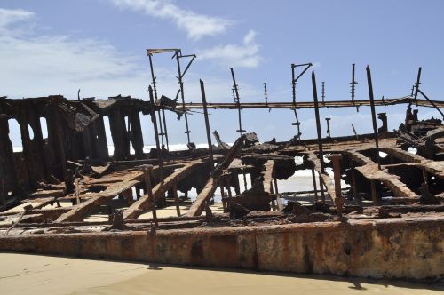 fraser island wreck australia