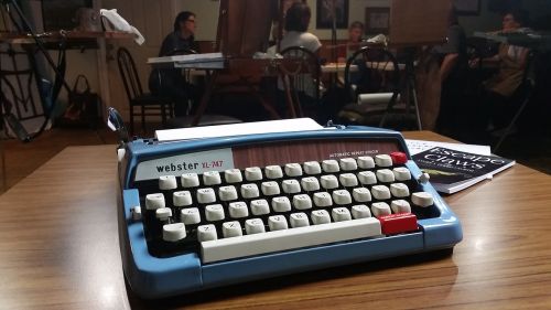 writer typewriter vintage