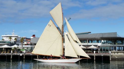 yacht sailing boat