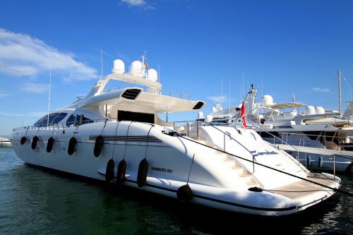 yacht boat marbella spain