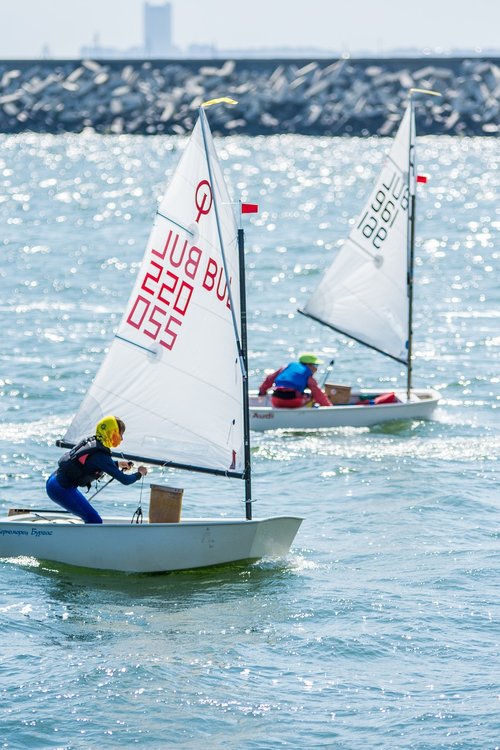 yachting  competition  sea
