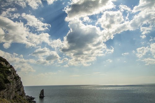 yalta  swallow's nest  sky