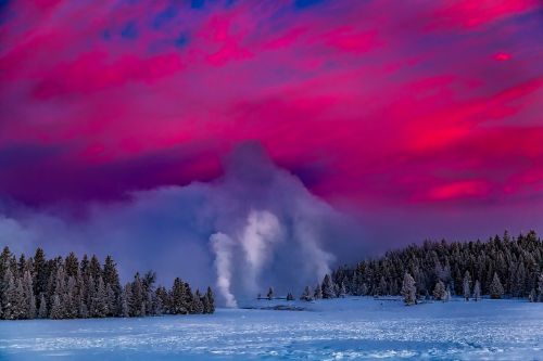 yellowstone geyser national park