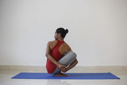 yoga yogi male