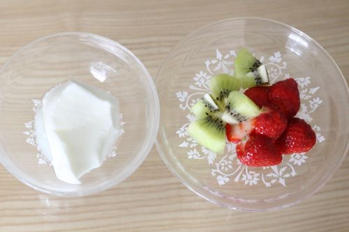 yogurt suites strawberry