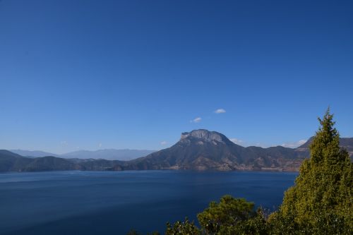 yunnan lijiang lugu lake lake view