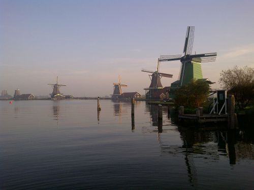 zaanse schans windmills sunrise