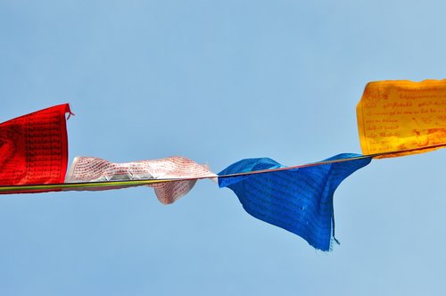 zaszlo  prayer flags  green