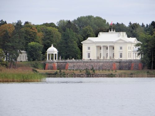 zatrocze the tyszkiewicz palace monument