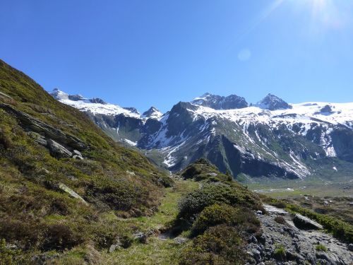 zemmgrund zillertaler alpen black lake