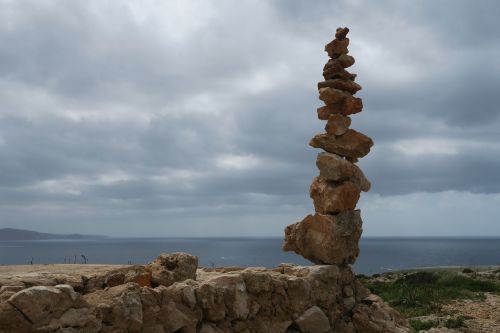 zen stacked stone meditation