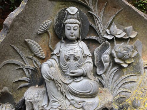 zen statue india