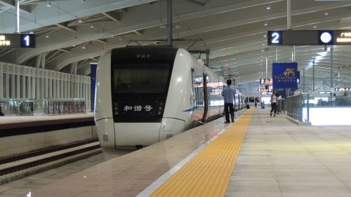 zhuhai train transport