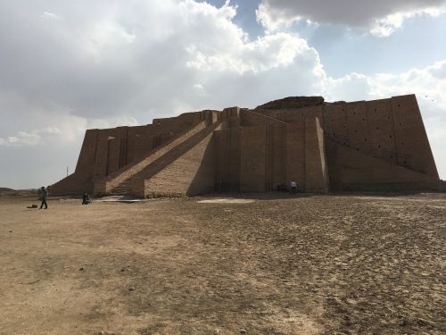 ziggurat iraq old