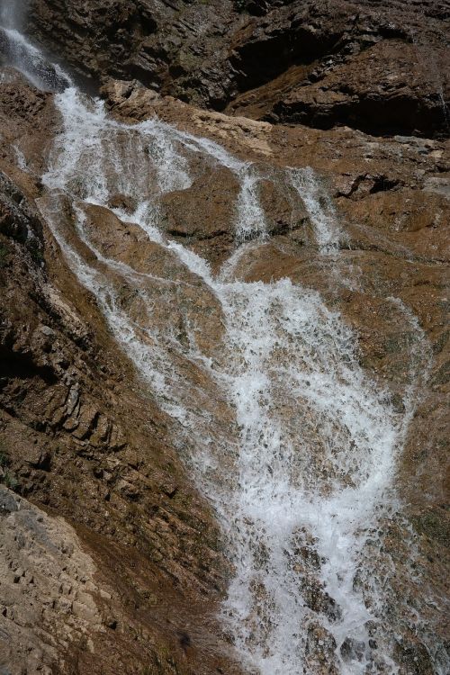 zipfel case waterfall hike