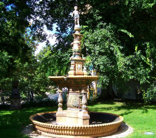 zsolnay fountain zsolnay cultural quarter pecs