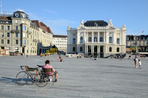 zurich opera house sechseläutenplatz zurich